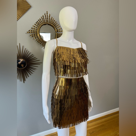 ASOS Design - Top and Skirt Set in Gold Shard Sequin - Picture 5 of 14